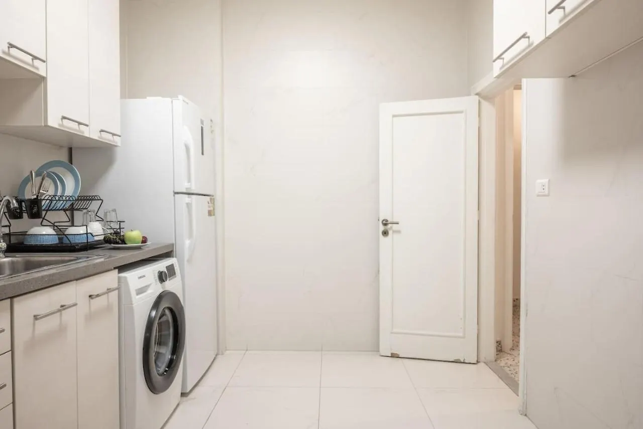 Gemayze Haven 2 Bedroom Apartment Bejrút 0*,